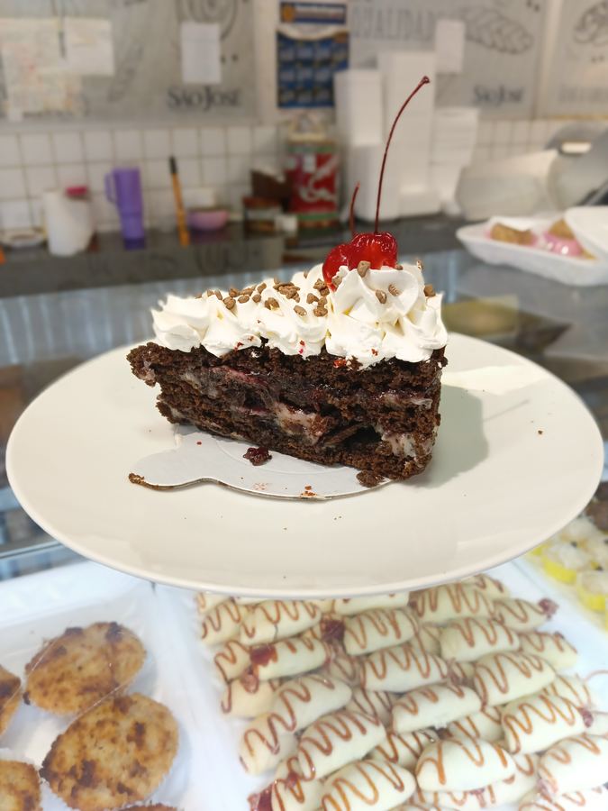 Fatia de Bolo de Cereja