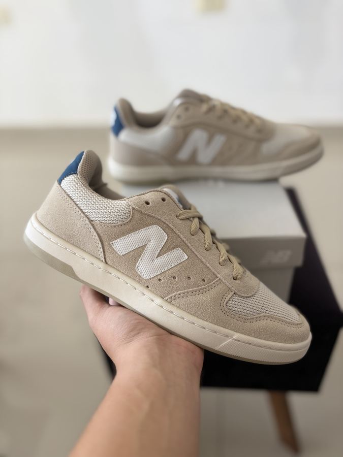 Tênis New balance 300 Bege/azul Premium