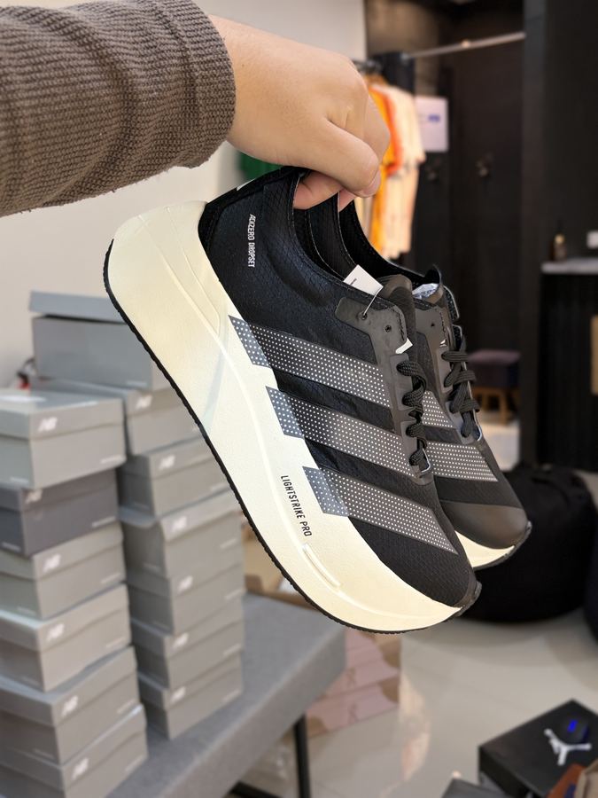 Tênis sAdidas Dropset Preto/Branco