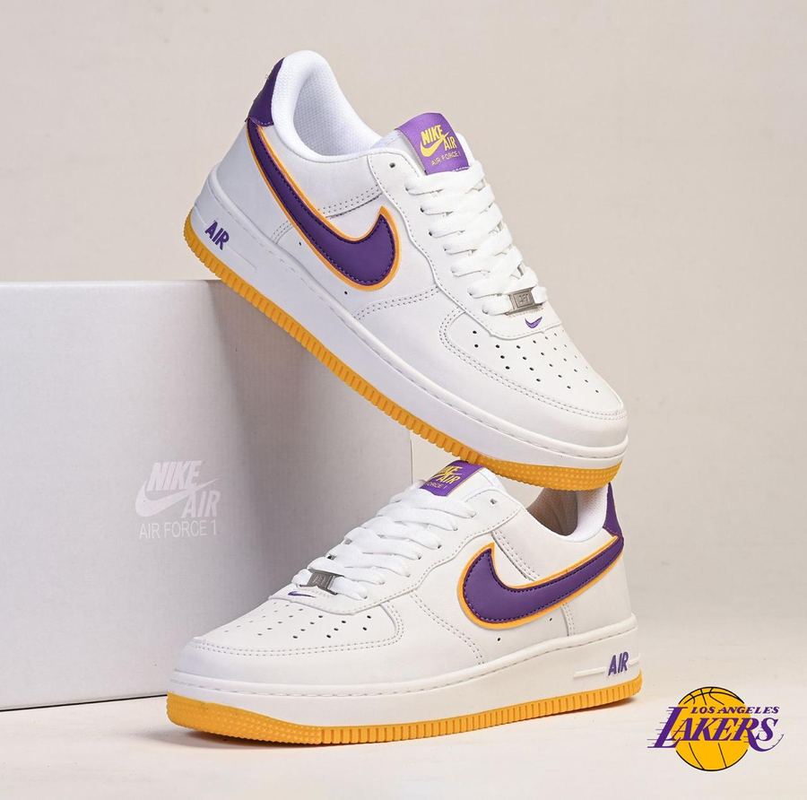 Tênis Nike AirForce Lakers